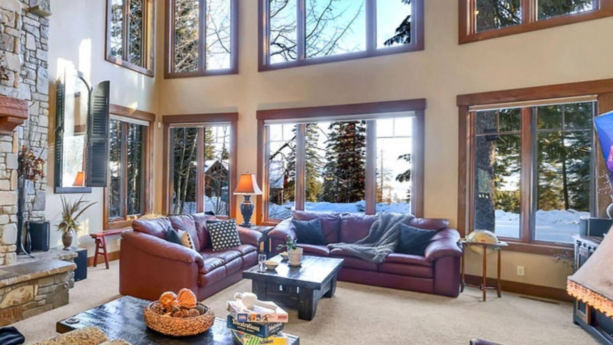 Tamarack House | George Bush Estate @ Tamarack Resort: Mountaintop Retreat | Hot Tub