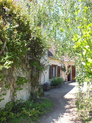 Langeron House | Georgeluc