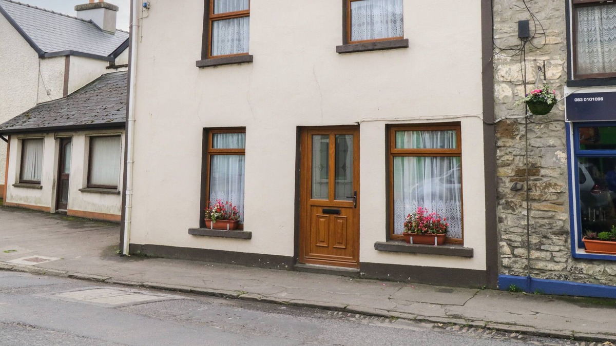 Killala House | GEORGES STREET, family friendly in Killala, County Mayo