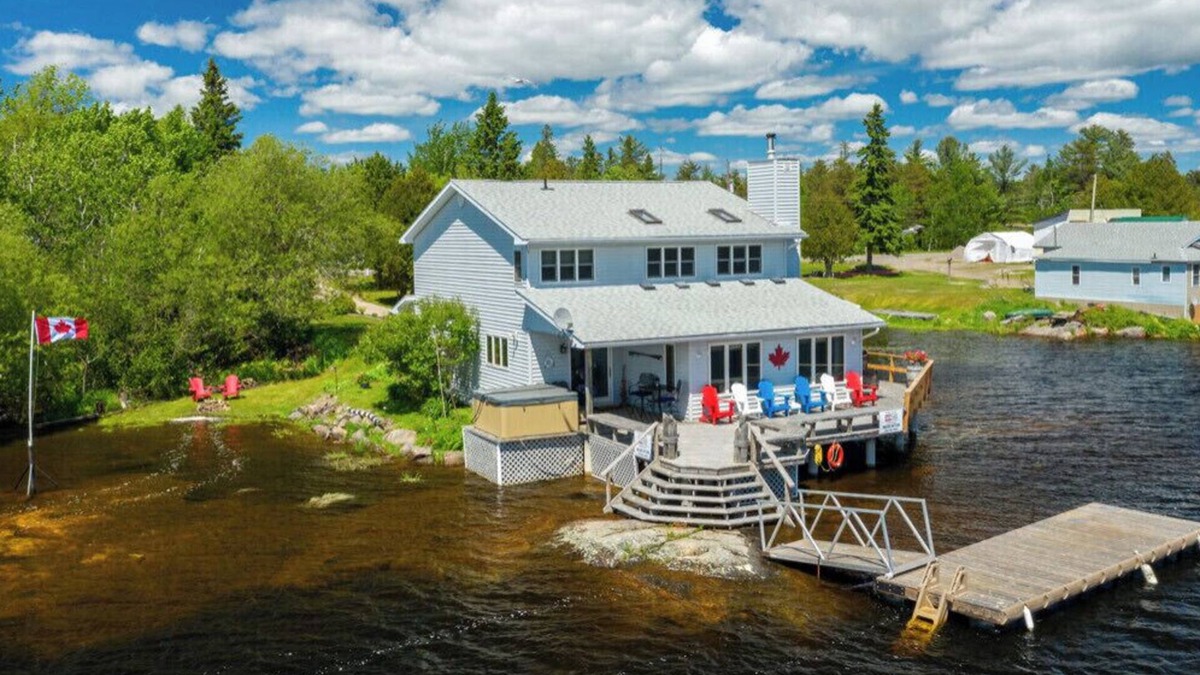 Unorganized Centre Parry Sound Villa | Georgian Bay Riverside Retreat
