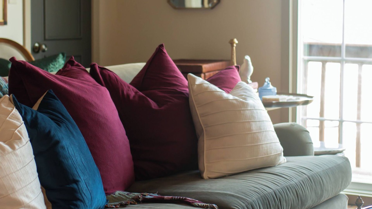 Joplin Apartment | Georgianna's Flat - Newly Remodeled Upstairs Apartment in South Joplin