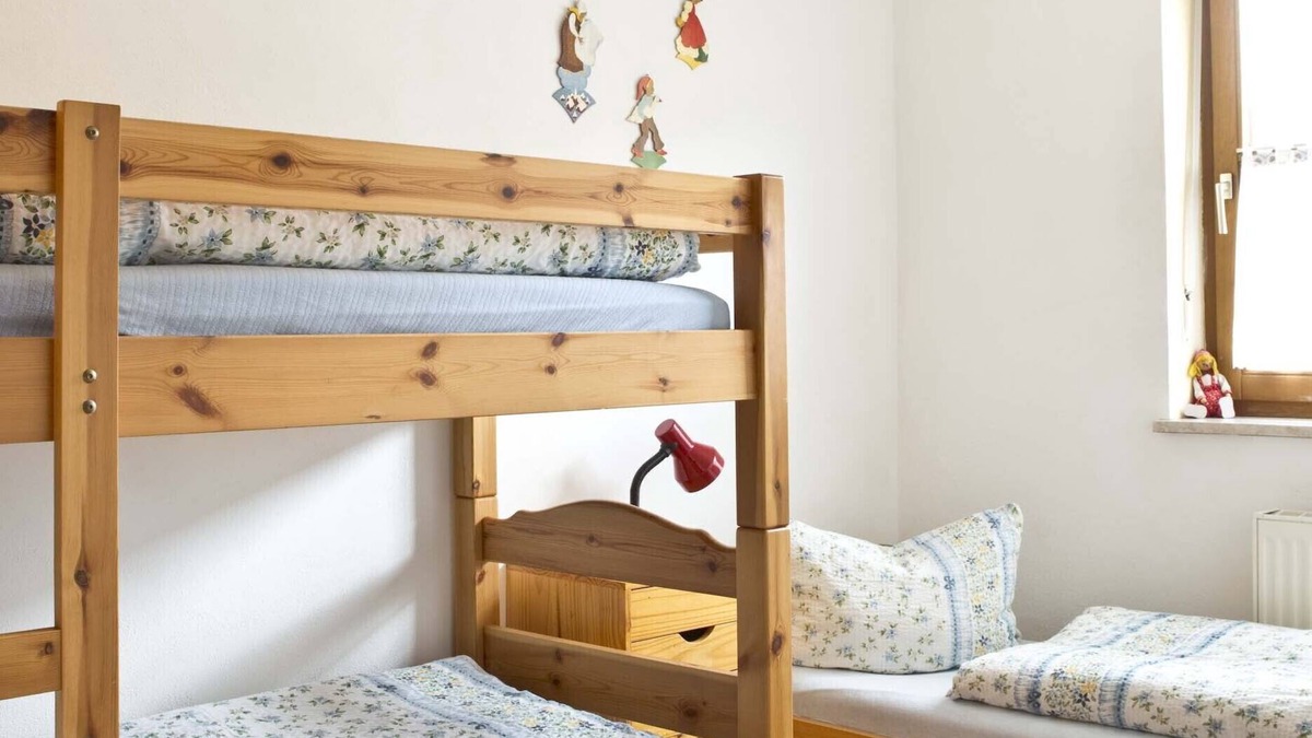 Marktrodach Apartment | Geräumige Ferienwohung (45qm) in ruhiger Lage für bis zu 5 Personen