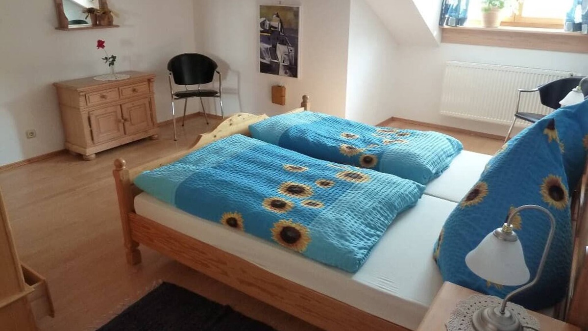 Witzmannsberg Apartment | Geräumiges Feriendomizil mit 3 sep. Schlafzimmern und Balkon