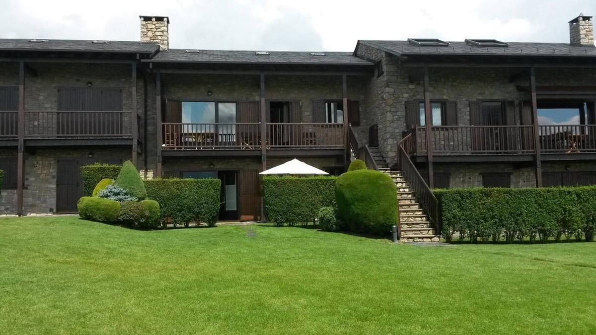Ger Apartment | GeR lll - 6 PaX - Three Bedroom Apartment, Sleeps 6