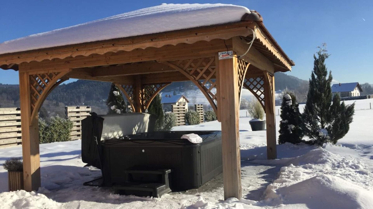 Gerardmer Ski Chalet | GERARDMER Gite Sauna & Spa 4**** 6 bedrooms, very spacious.