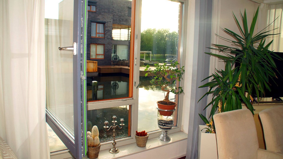 Almere Stad Bed & Breakfast | Gesloten Niet Langer Beschikbaar