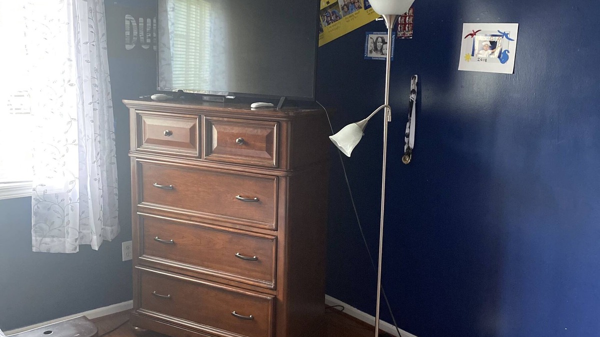 Taylor Condo | Get away by the airport
