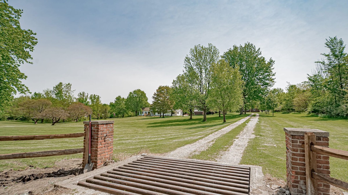 Saint Marys  Allen County House | Get Away From It All!