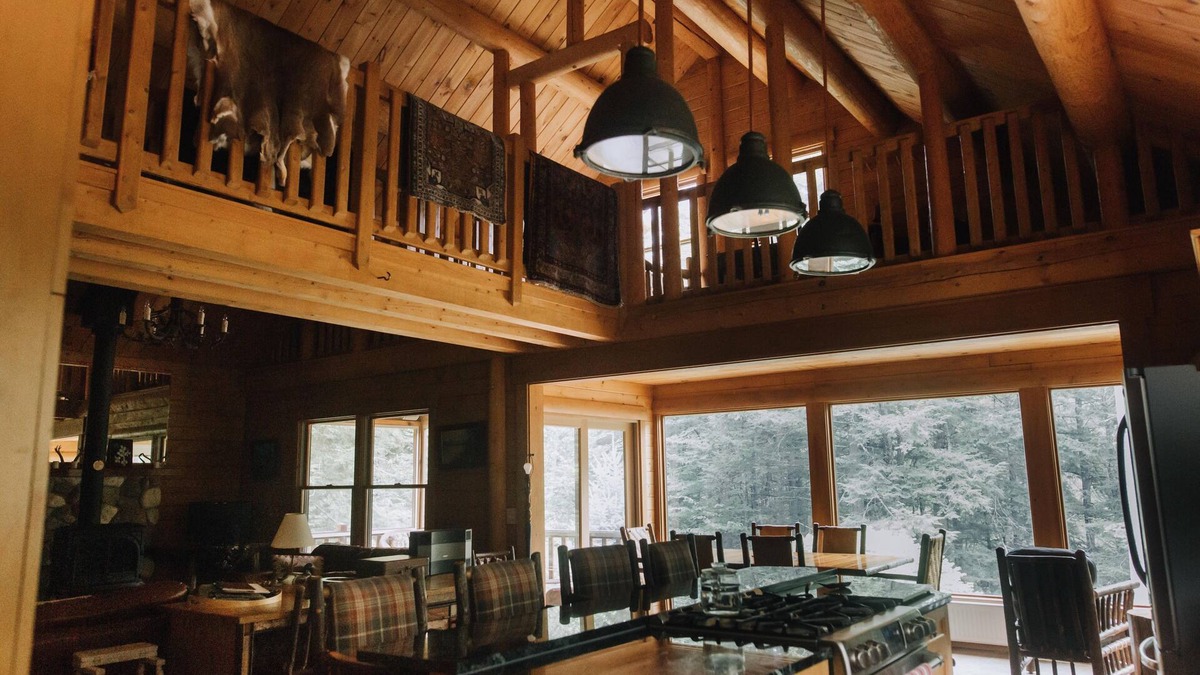 Woodstock Cabin | Get Away From It All To This Luxury Fairytale White Mountain Setting!