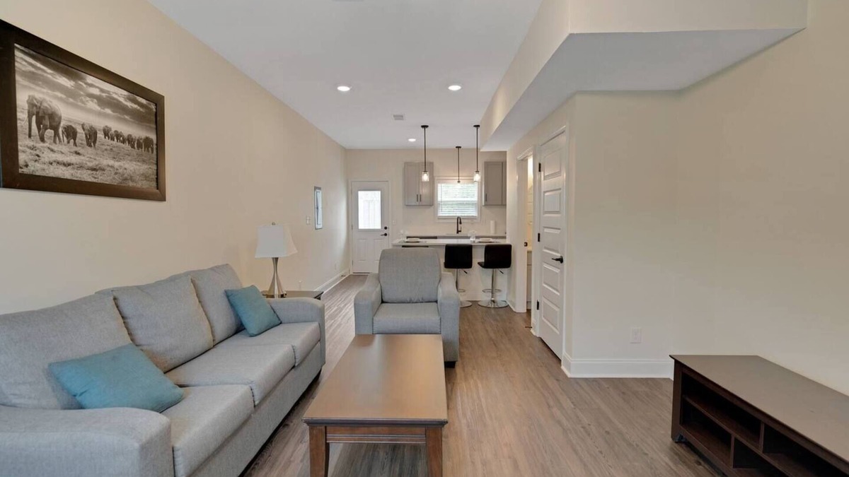 Clarksville Apartment | Get comfortable and enjoy 2 bedroom with 2.5 bathroom at this spacious unit