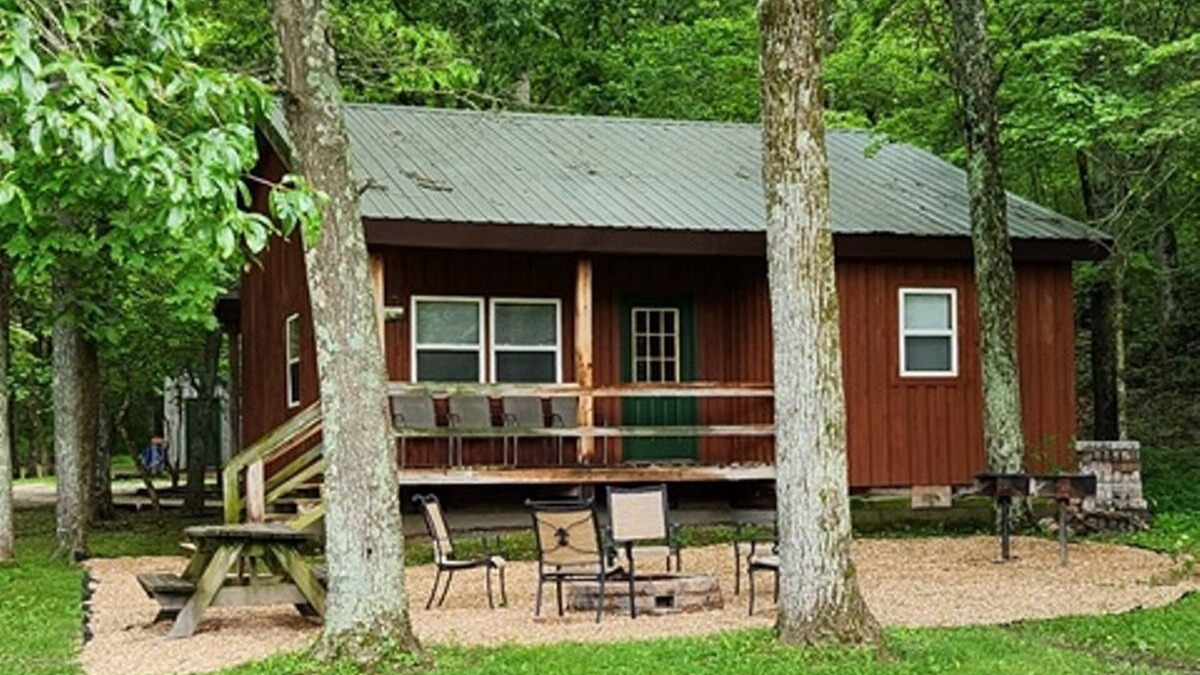 St. James Cabin | Getaway Cabin next door to Maramec Spring Park & Meramec River Trophy Trout