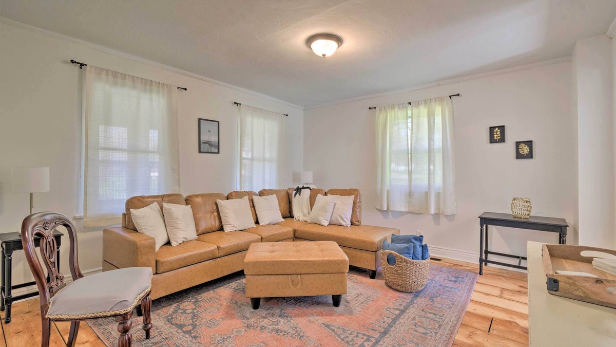 Sodus Point House | Getaway in Sodus Point w/Private Yard