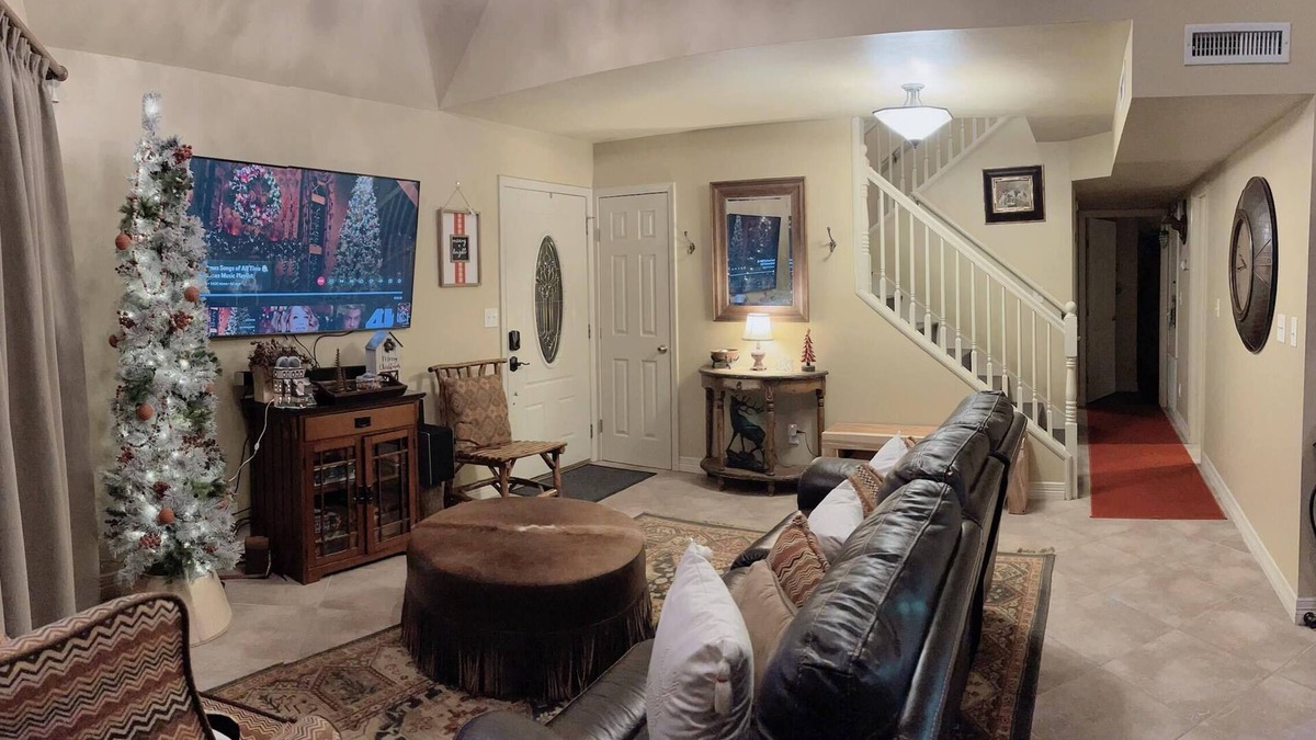 Moodys House | Getaway on the Hudson