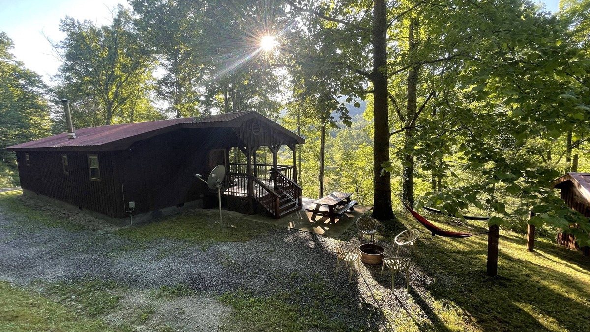 Smith Ski Chalet | "Getaway" to this private beautiful chalet.