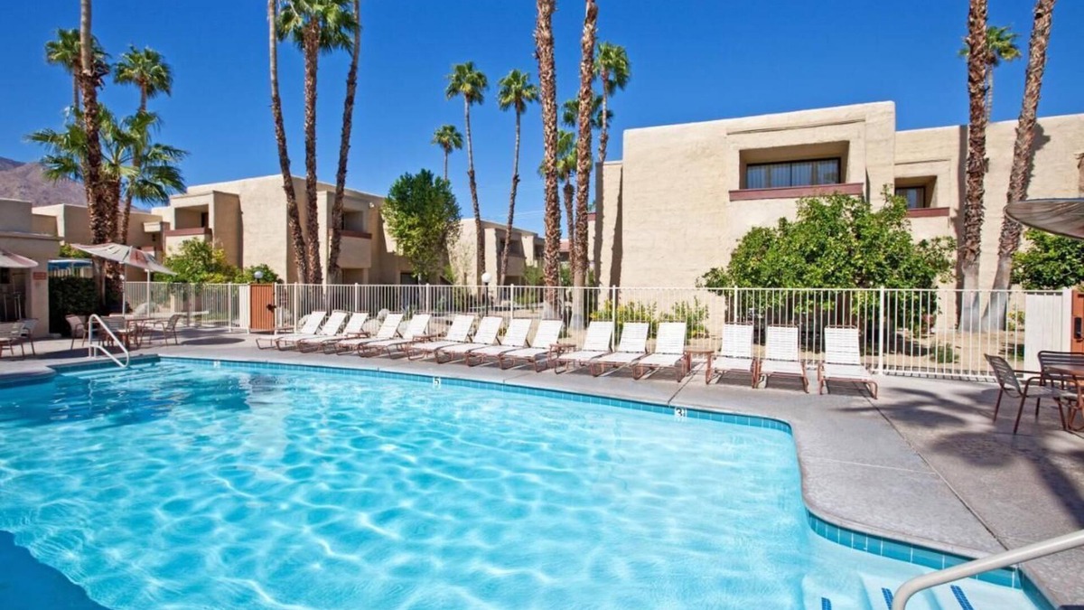 Uptown Design District Condo | Gets an A+! Pool! Awesome Resort and Great Location!