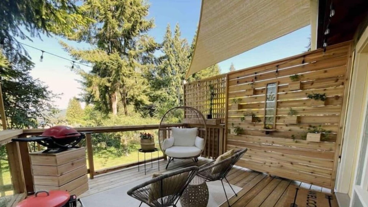 Gibsons House | Gibsons Landing Pad - 1 Bedroom Suite