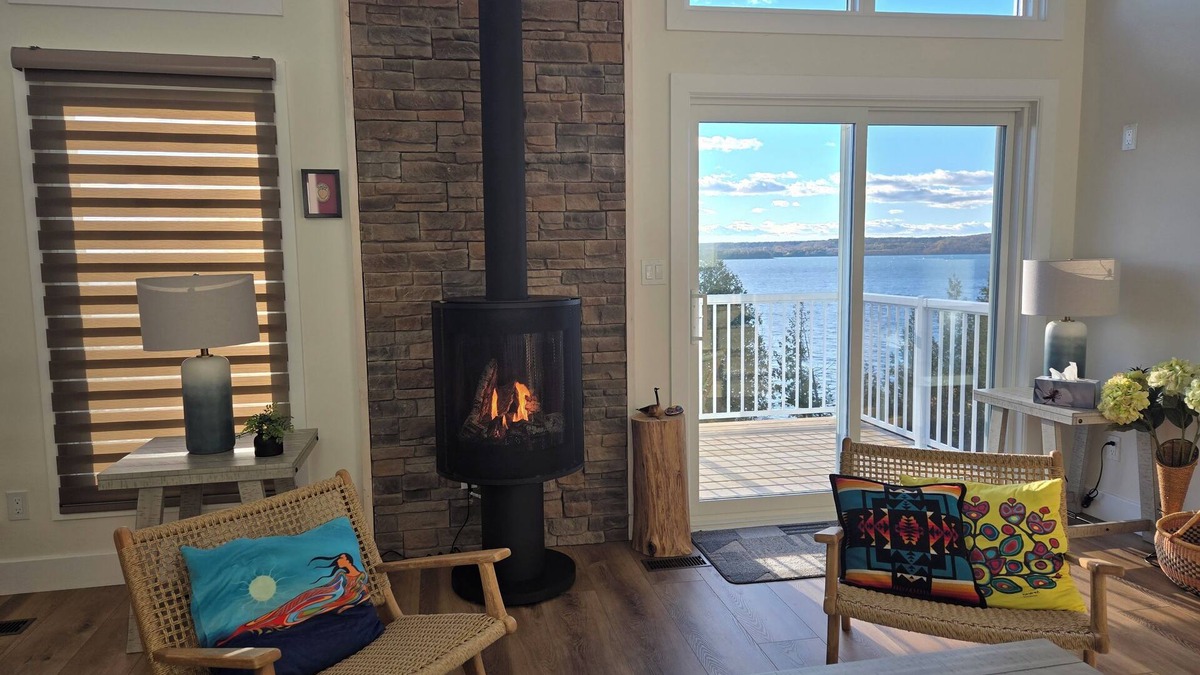 Manitoulin District Cottage | Giizhgok Geegabeek - Cedar Shore Cottages "Where Relaxation and Adventure Meet"