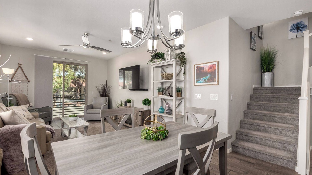Chandler House | Gila Haven: Pool-Spa-Private Garage-Bbq-Gated Community-YouTubeTv