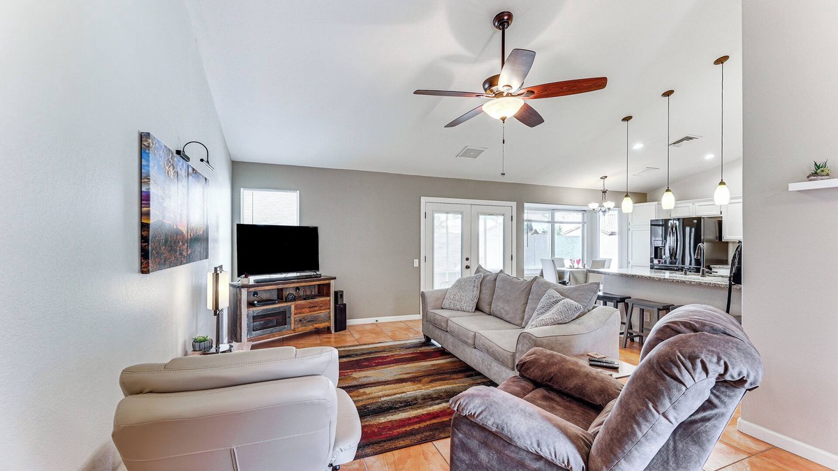Gilbert House | Gilbert Family Home: Games, Private Pool & Patio!