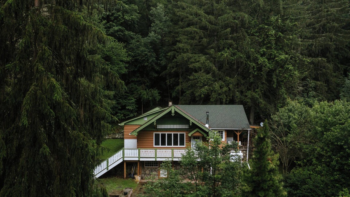 Oliverea Ski Chalet | Gingerbread House- a 1950s Catskills Chalet- close to everything but tucked away