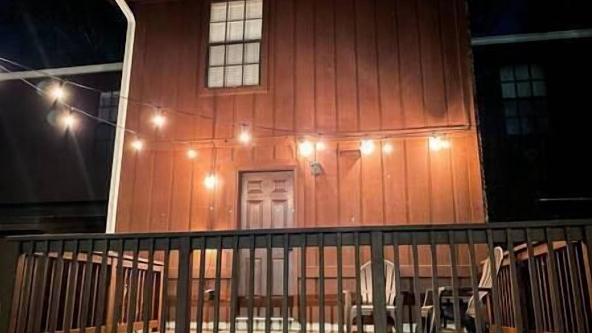 Tallahassee House | Ginkgo Modern Zen Retreat - FSU/TCC/FAMU