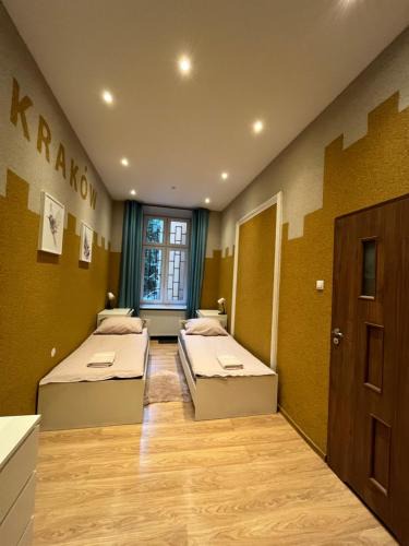 Wesoła Zachod Hostel | Girls Only Hostel
