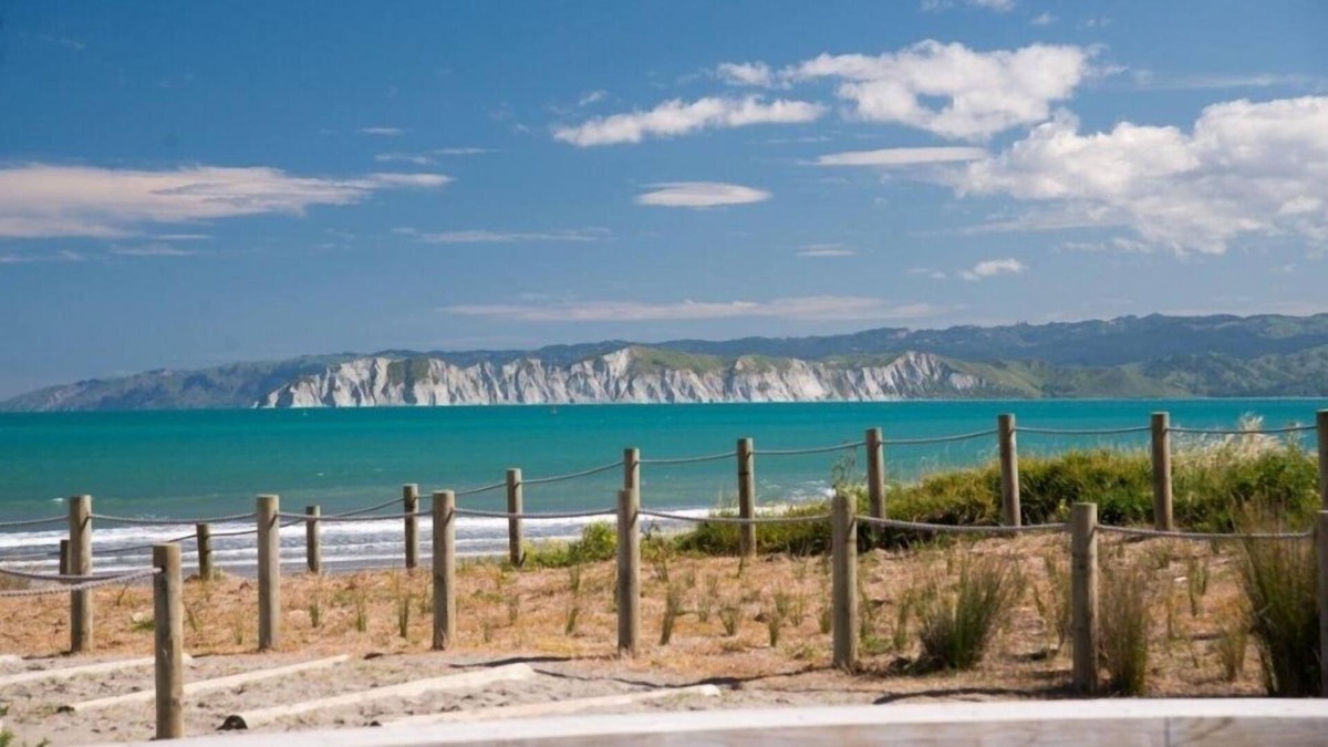 Gisborne Apartment | Gisborne City Beach Apartment - Pet Friendly