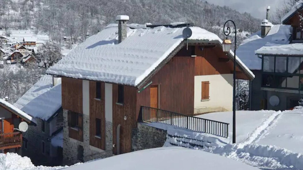 Saint-Colomban-des-Villards House | Gîte at the foot of the slopes and close to hiking trails