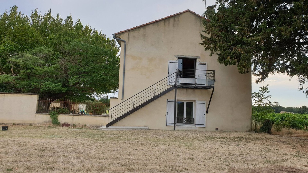 Sarrians Bed & Breakfast | GITE 1 BASTIDE LAGREMUSE