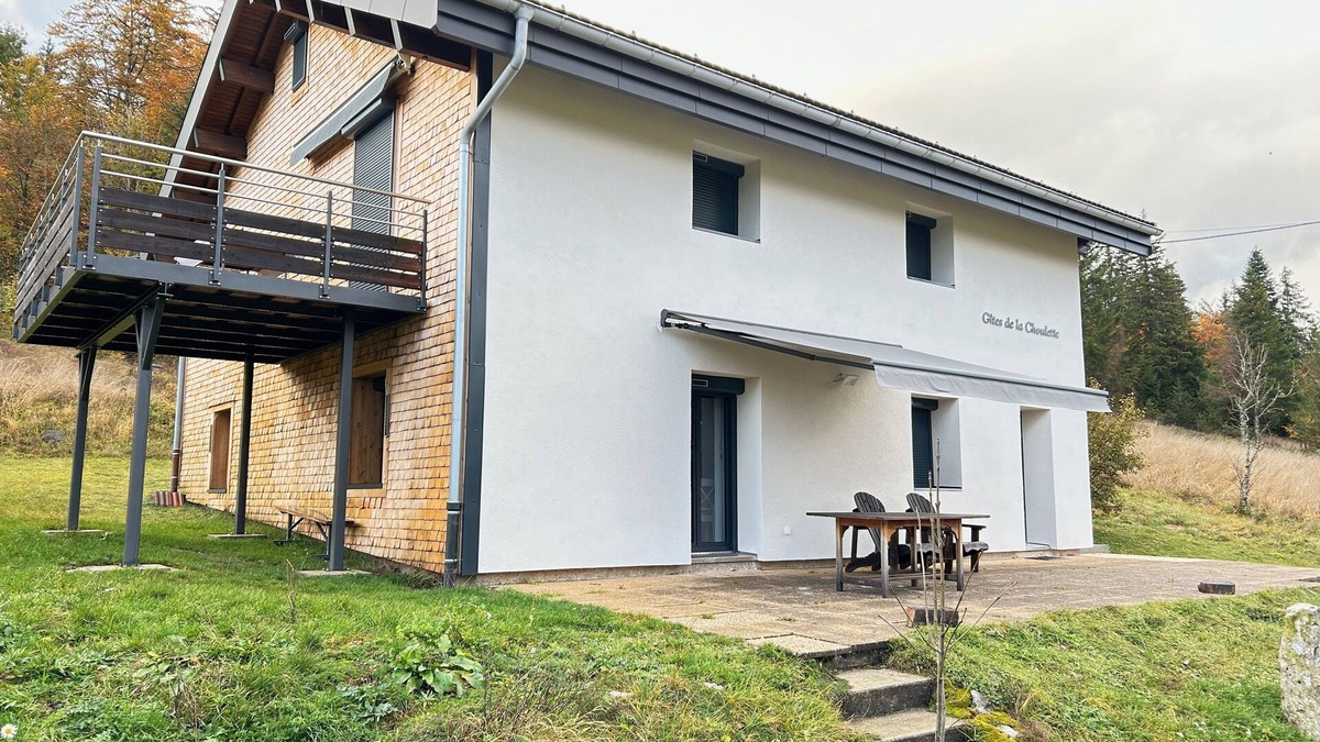 Morbier Apartment | Gite 6 pers Jura pleine Nature