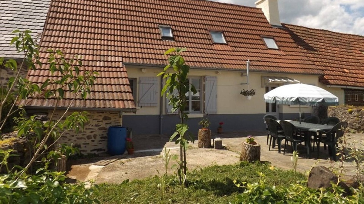 Arnac Cottage | Gite Arnac, 3 bedrooms, 6 persons