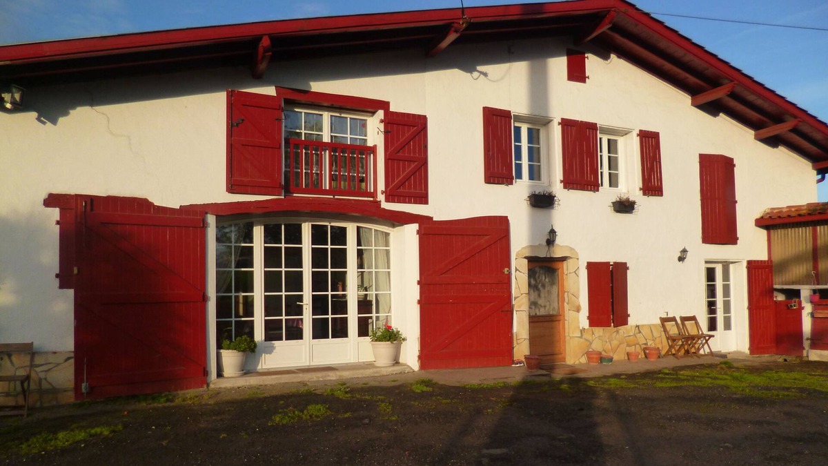 Urcuray Apartment | GITE AT THE FARM IN BASQUE COUNTRY