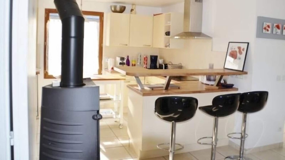 Auxy Cottage | Gite Auxy, 4 bedrooms, 10 persons