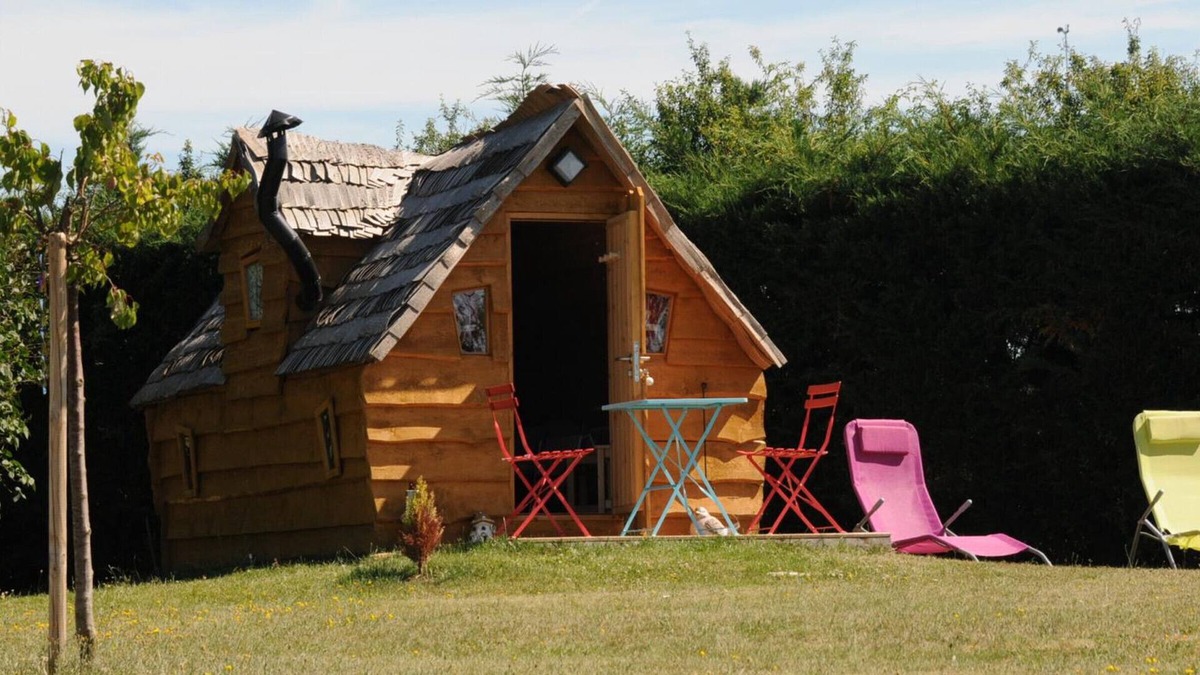 Avrilly Cottage | Gite Avrilly , 2 bedrooms, 5 persons