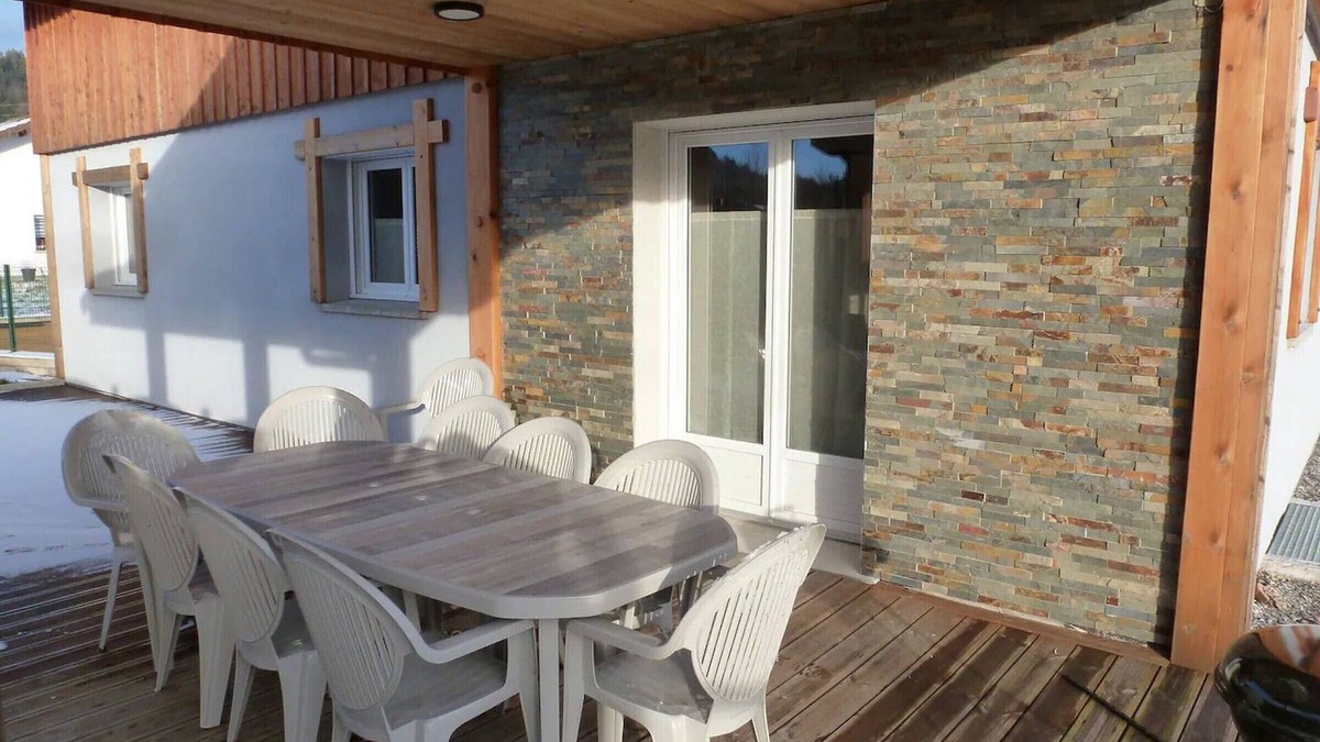 Barbey-Seroux Cottage | Gite Barbey-Seroux, 5 bedrooms, 12 persons