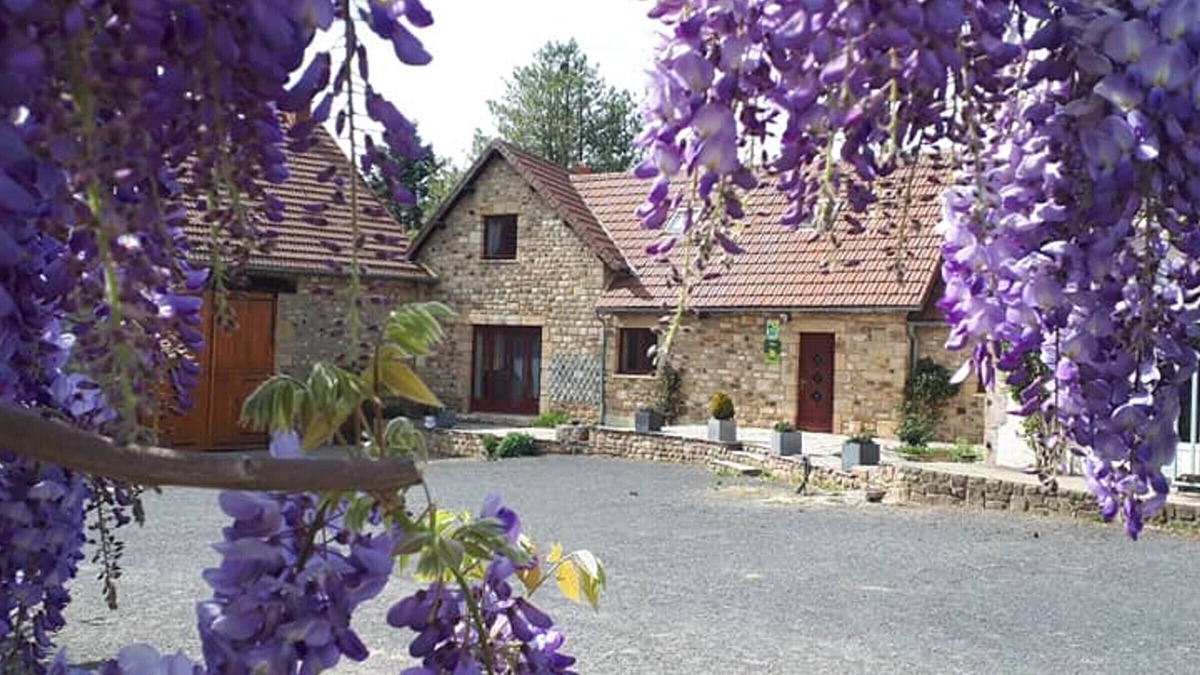 Bert Cottage | Gite Bert, 5 bedrooms, 14 persons