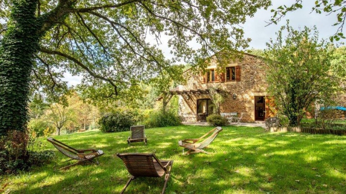 Montcabrier Cottage | Gite Besse, 2 bedrooms, 4 persons