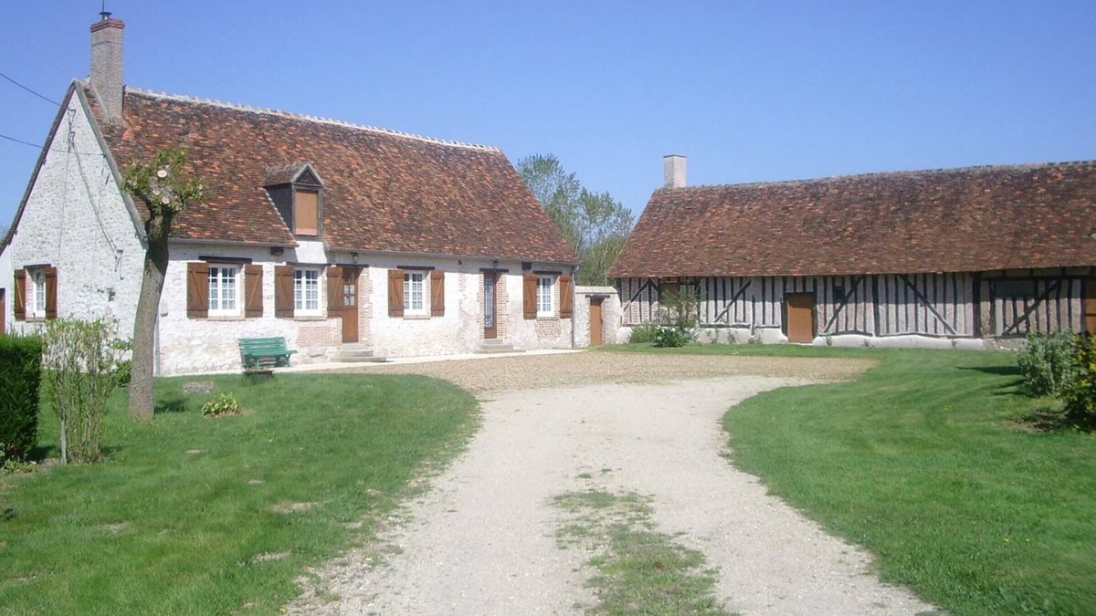 Neuvy Cottage | Gite Bracieux, 3 bedrooms, 8 persons