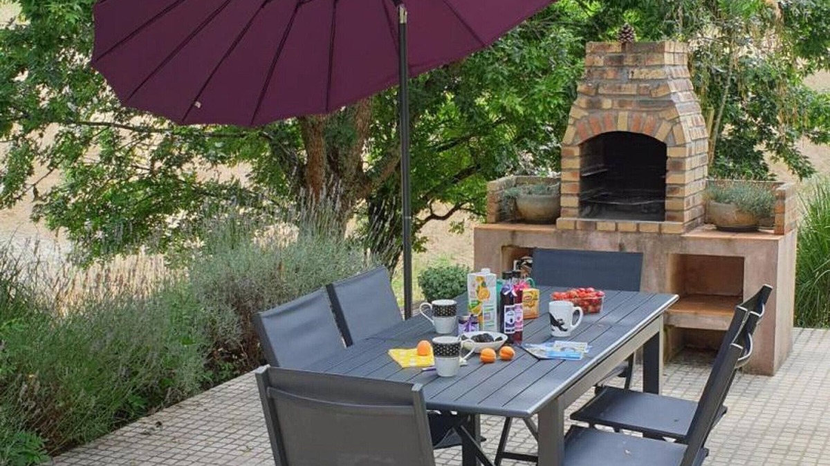 Cendrieux Cottage | Gite Cendrieux, 3 bedrooms, 6 persons