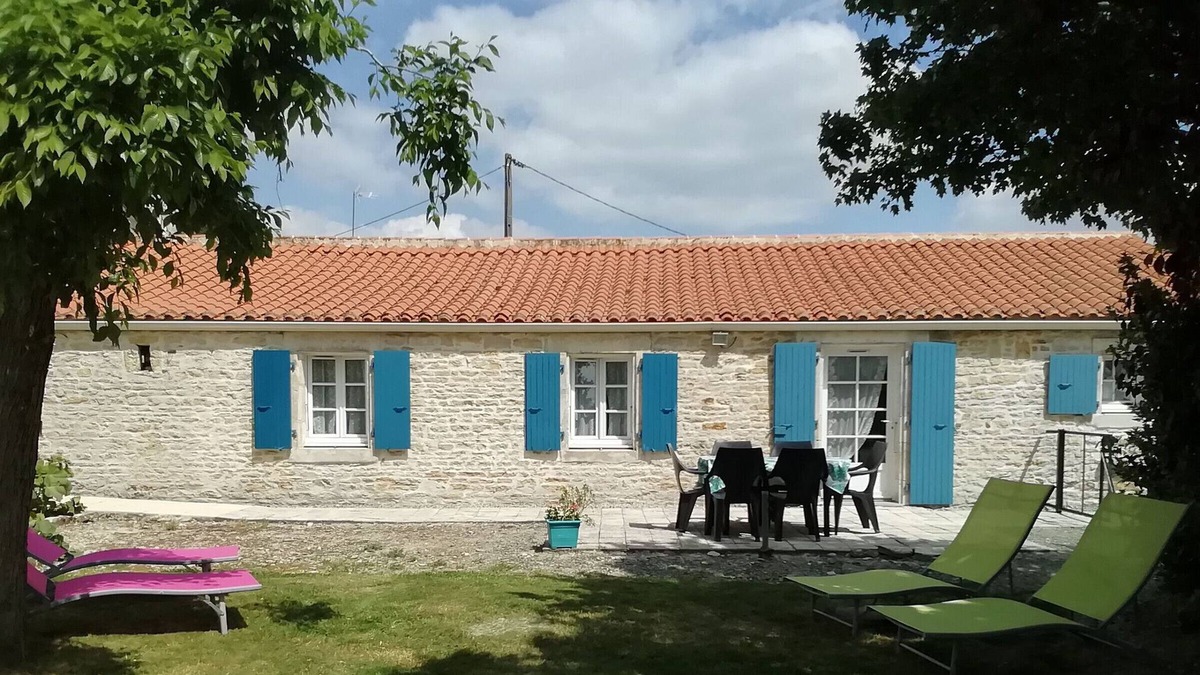 Chaille-les-Marais Cottage | Gite Chaillé-les-Marais, 3 bedrooms, 6 persons