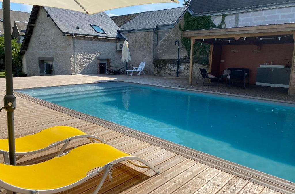 Veuves House | GITE CHEZ COCOTTE 4/6P EN BORD DE LOIRE AVEC PISCINE CHAUFFEE