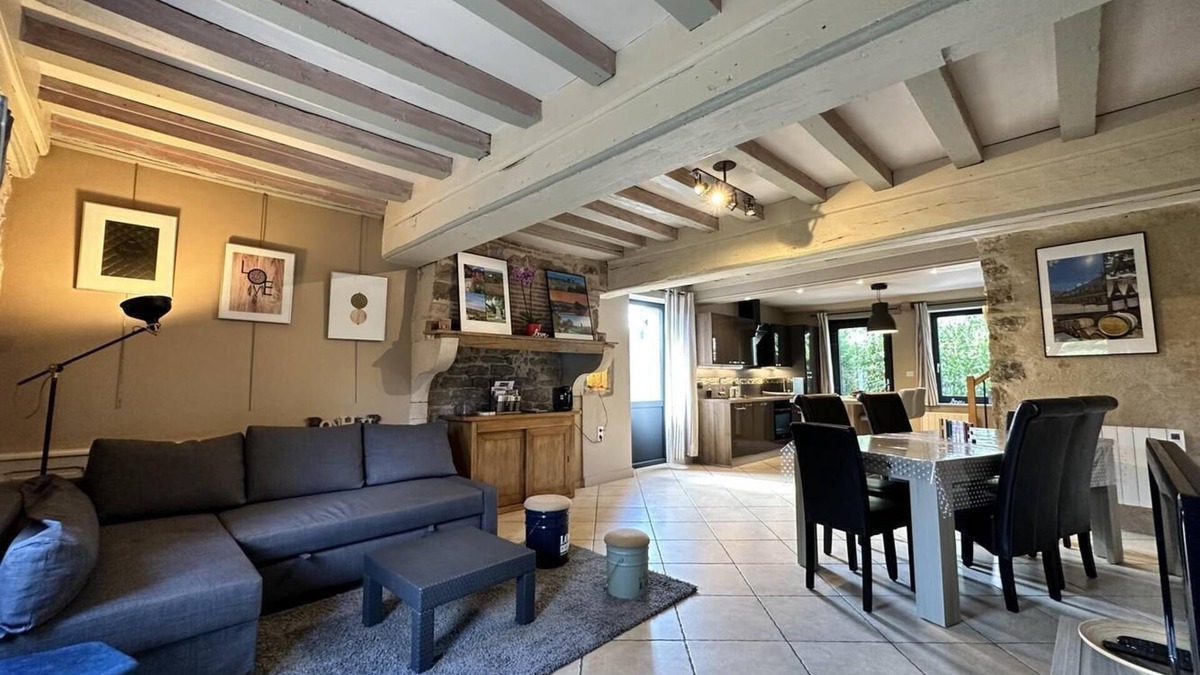 Essey House | Gite Climatisé les Lauriers