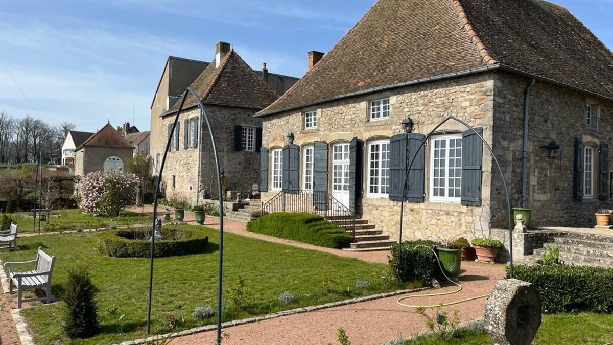 Mont-Saint-Vincent Apartment | Gite Clos Mesnil