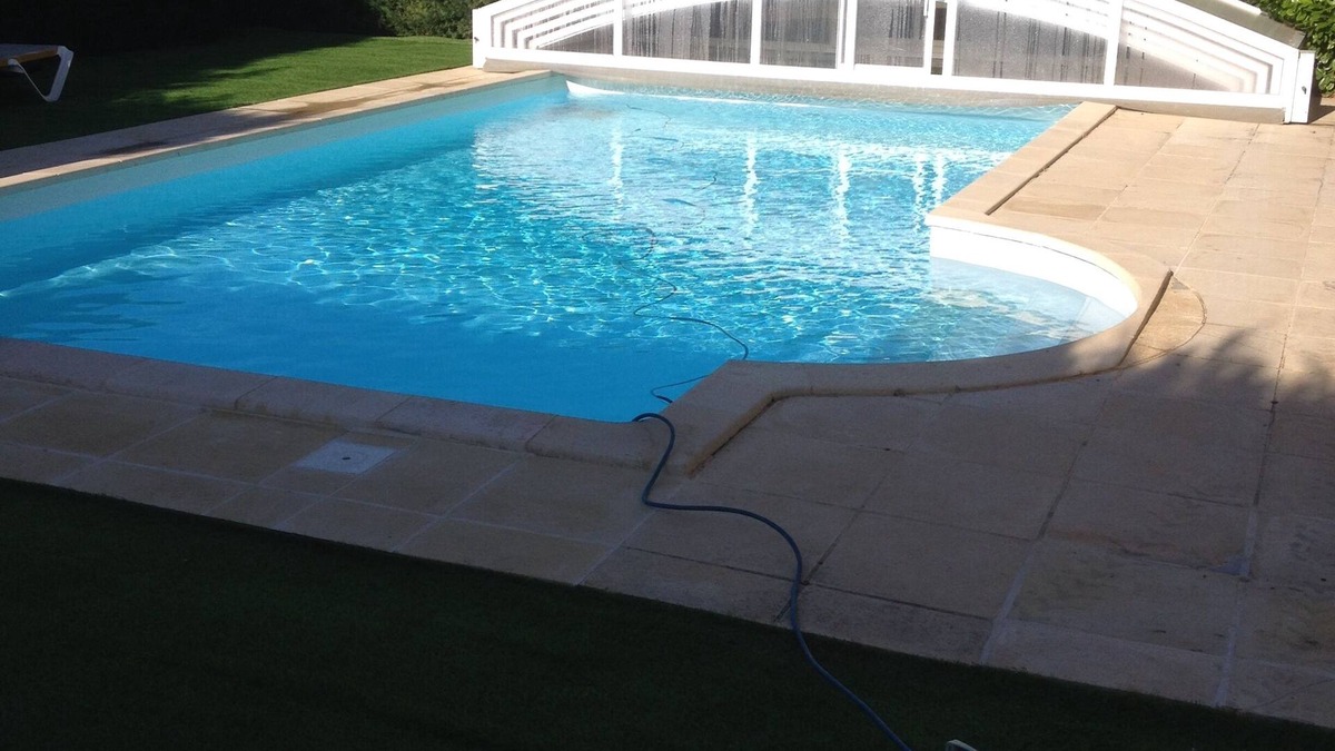Compeyre House | Gite close to the Gorges du Tarn and the Millau Viaduct.