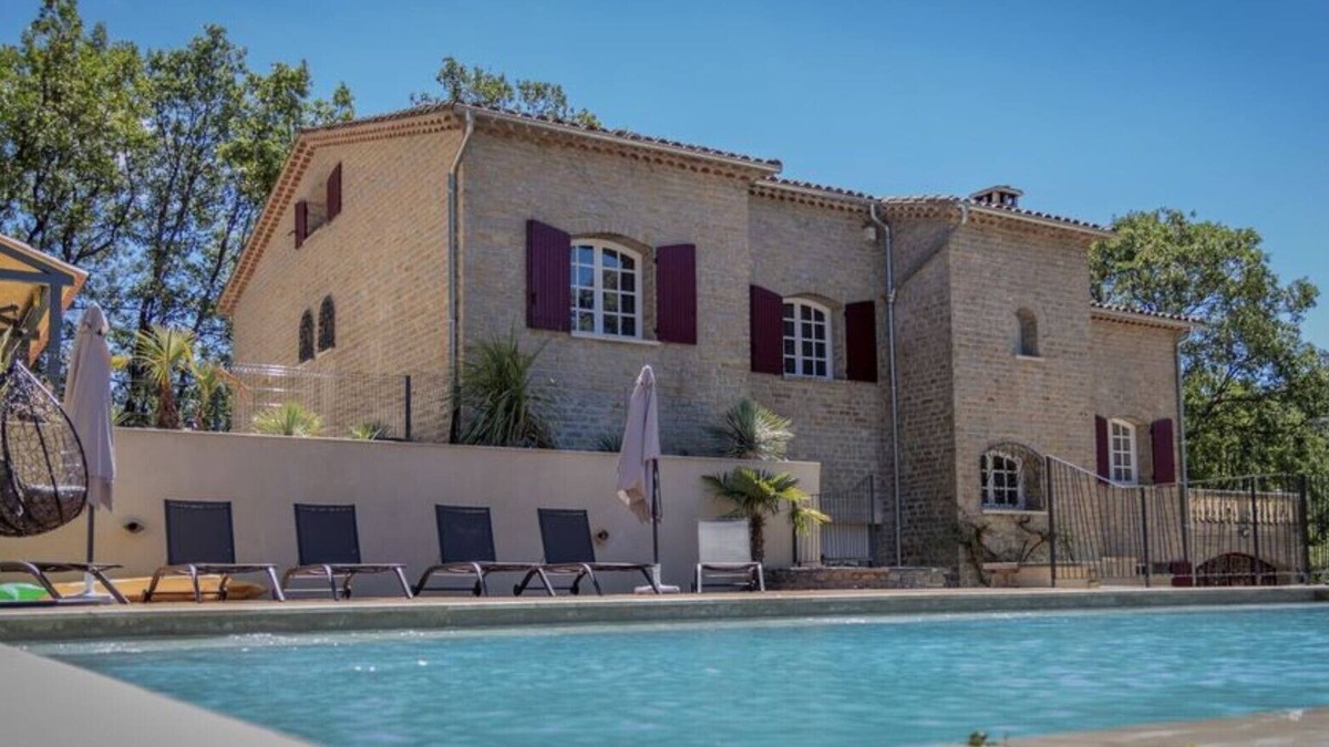 Saint-Jean-du-Pin House | Gite 'Cote Piscine' in the Cévennes National Park