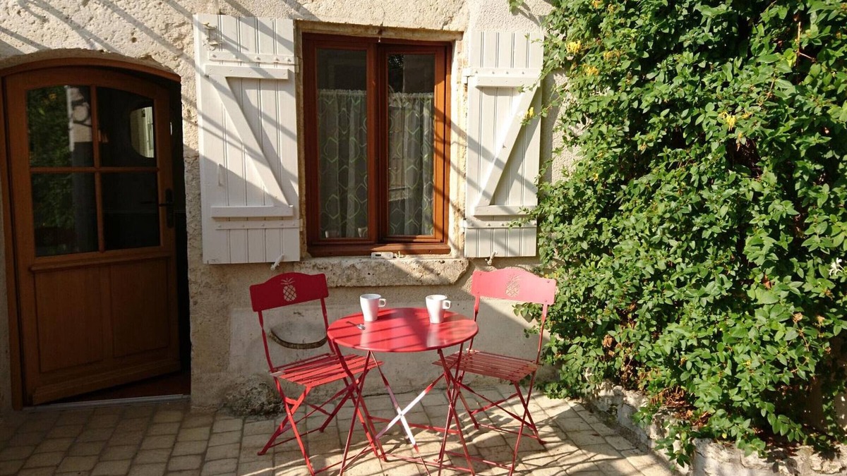 Cour-sur-Loire Cottage | Gite Cour-sur-Loire, 3 bedrooms, 6 persons
