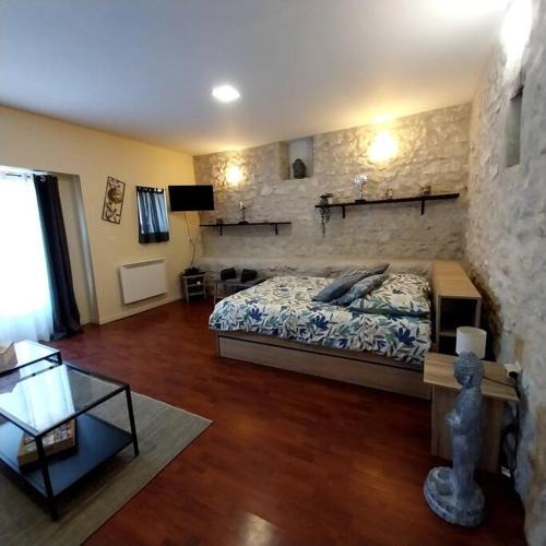 Poigny House | Gite dans une ancienne corps de ferme D