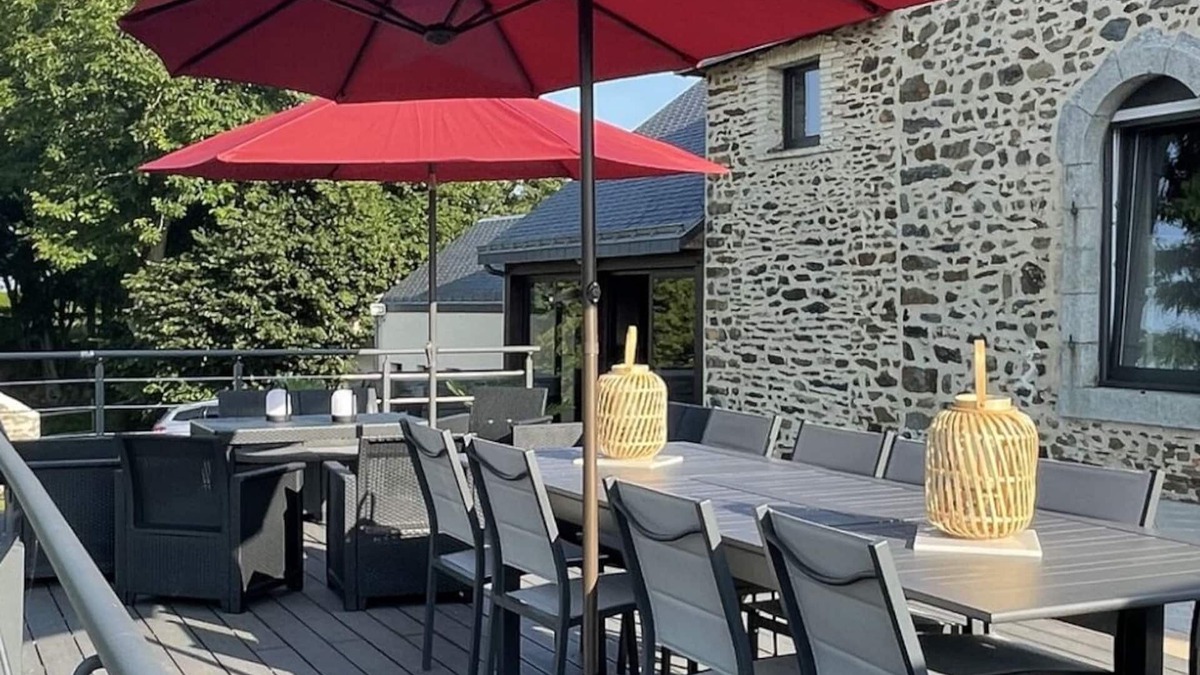 Bazougers Other | Gite de Caractère Proche Campagne, Jacuzzi Privatif, Terrain Clos Arboré