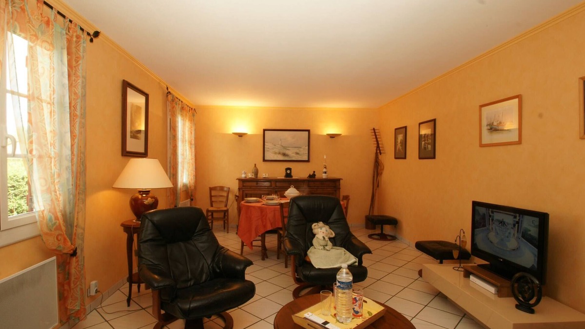 Aiffres House | Gite de Charme La Citadine 10 minutes from the town center, ideal for 4 people