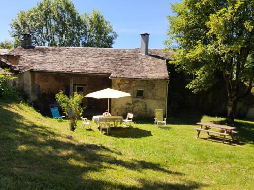Montredon-Labessonnie House | Gite de Granquié Le Four à Pain
